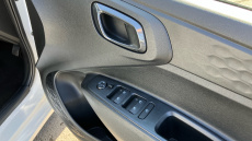 Hyundai i10 1.0 MPi SE Connect 5dr Petrol Hatchback